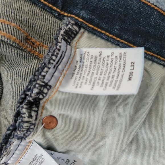 Lucky Brand 121 Slim Straight Jeans Size 30/32 Men's Excellent Condition - Picture 9 of 9